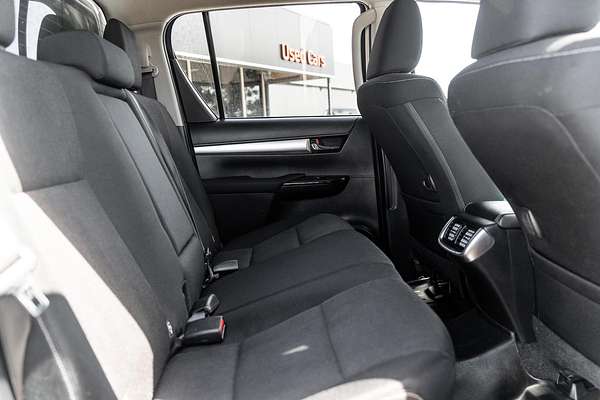 2018 Toyota Hilux SR5 GUN126R 4X4