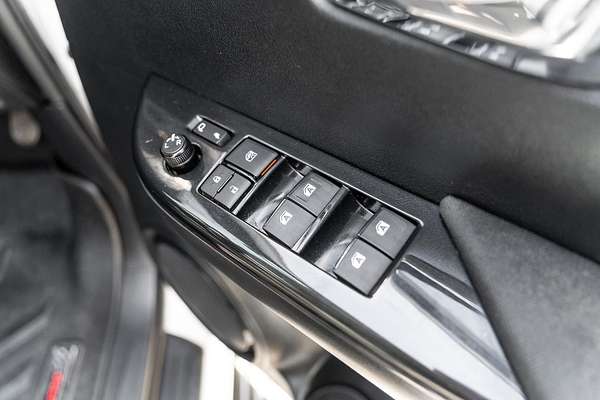 2018 Toyota Hilux SR5 GUN126R 4X4