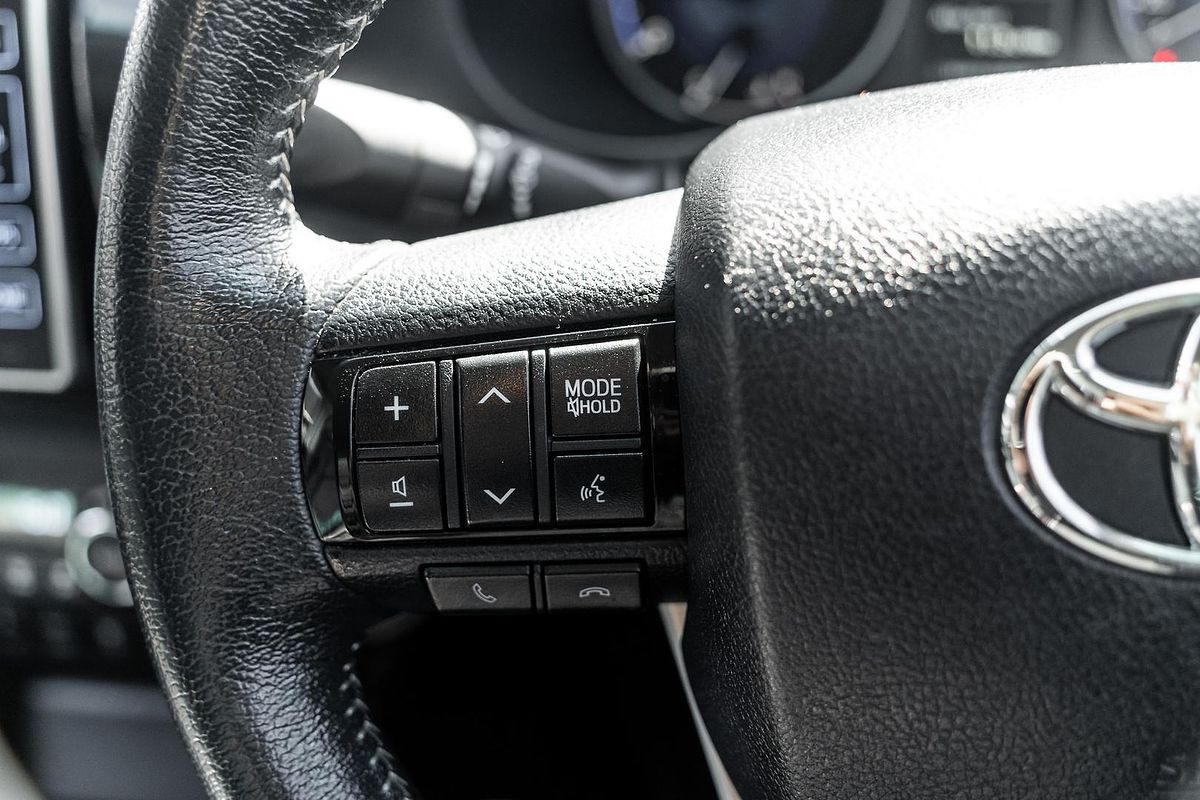 2018 Toyota Hilux SR5 GUN126R 4X4