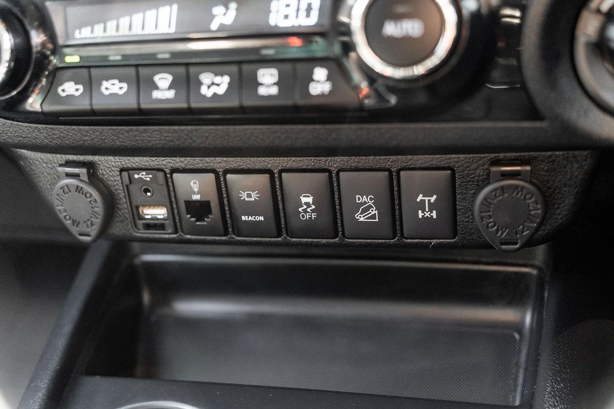 2018 Toyota Hilux SR5 GUN126R 4X4
