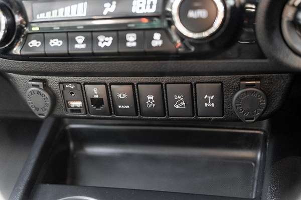 2018 Toyota Hilux SR5 GUN126R 4X4