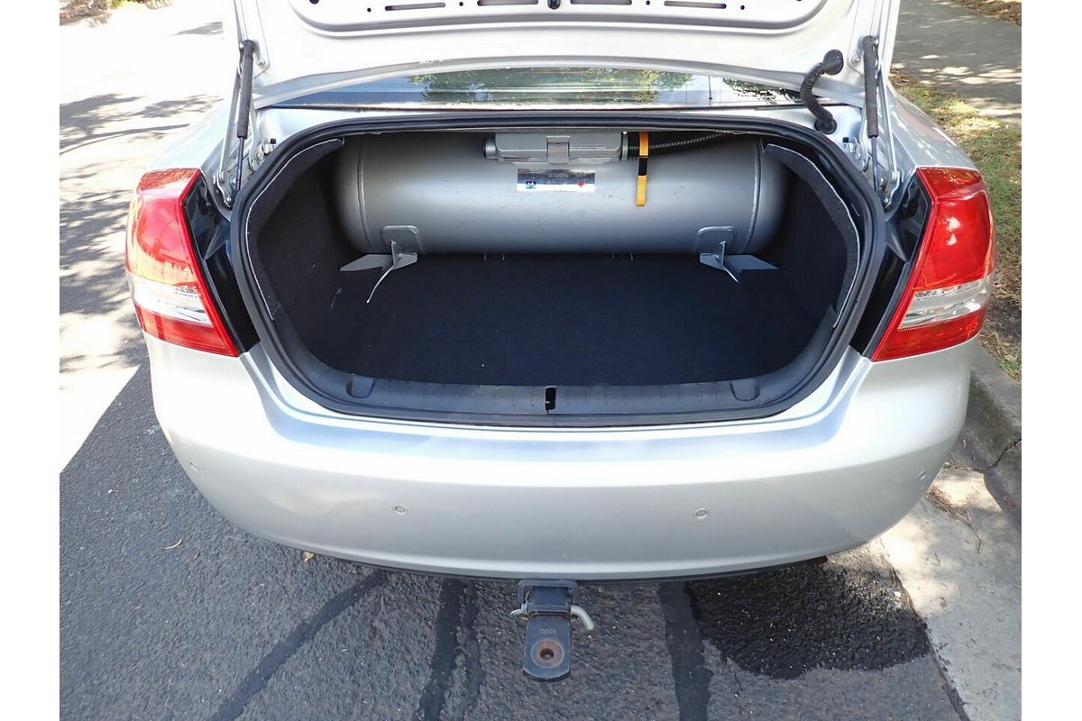 2008 Holden Berlina Dual Fuel VE MY09.5