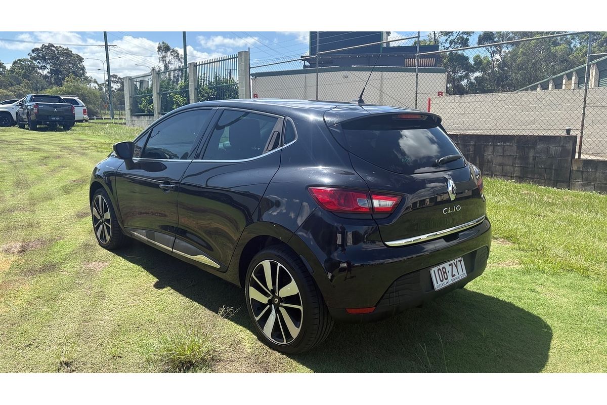 2015 Renault Clio Dynamique X98