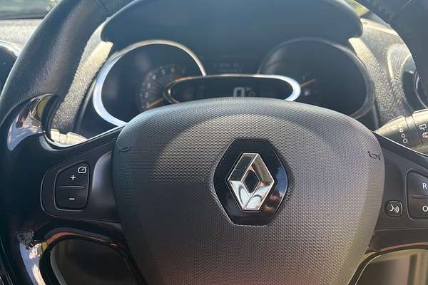 2015 Renault Clio Dynamique X98