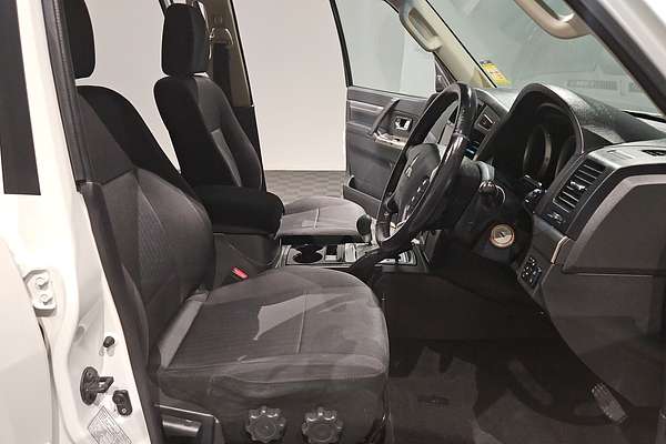 2019 Mitsubishi Pajero GLX NX