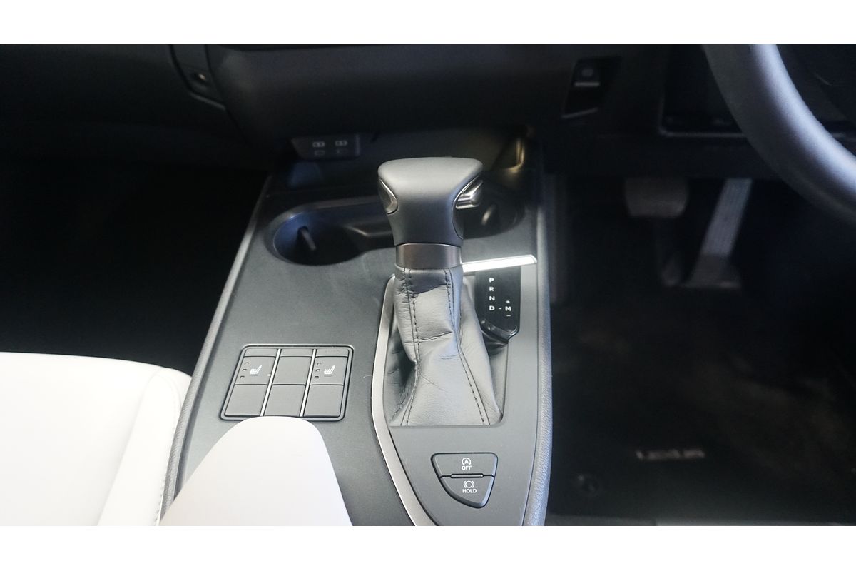 2023 Lexus UX UX200 Luxury MZAA10R