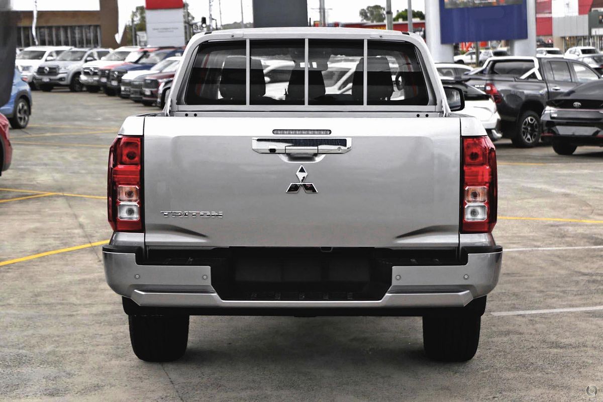 2024 Mitsubishi Triton GLX MV 4X4