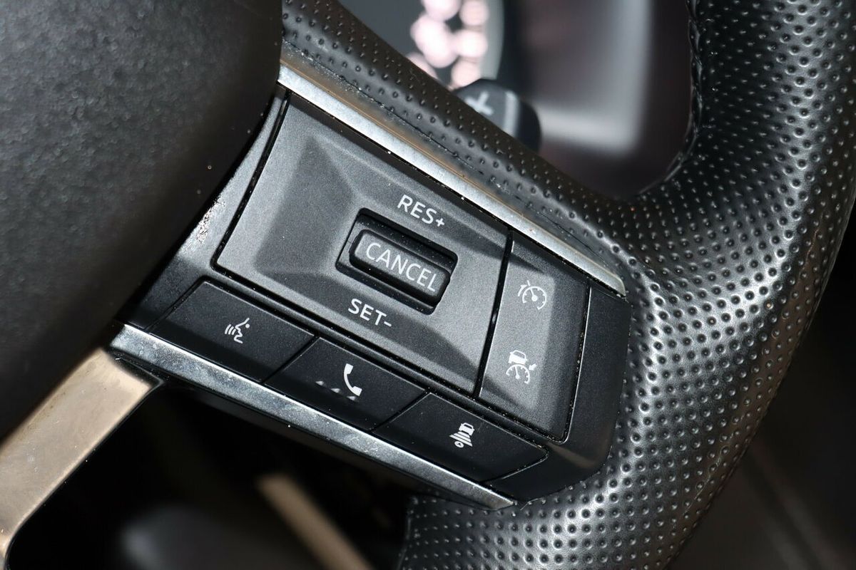 2024 Mitsubishi Outlander LS ZM