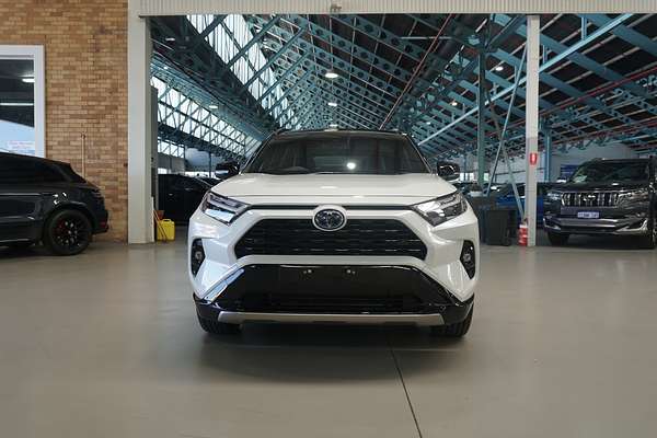 2024 Toyota RAV4 XSE AXAH52R