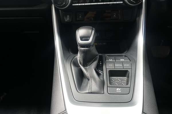 2024 Toyota RAV4 XSE AXAH52R