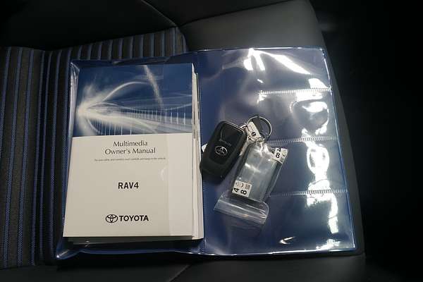 2024 Toyota RAV4 XSE AXAH52R