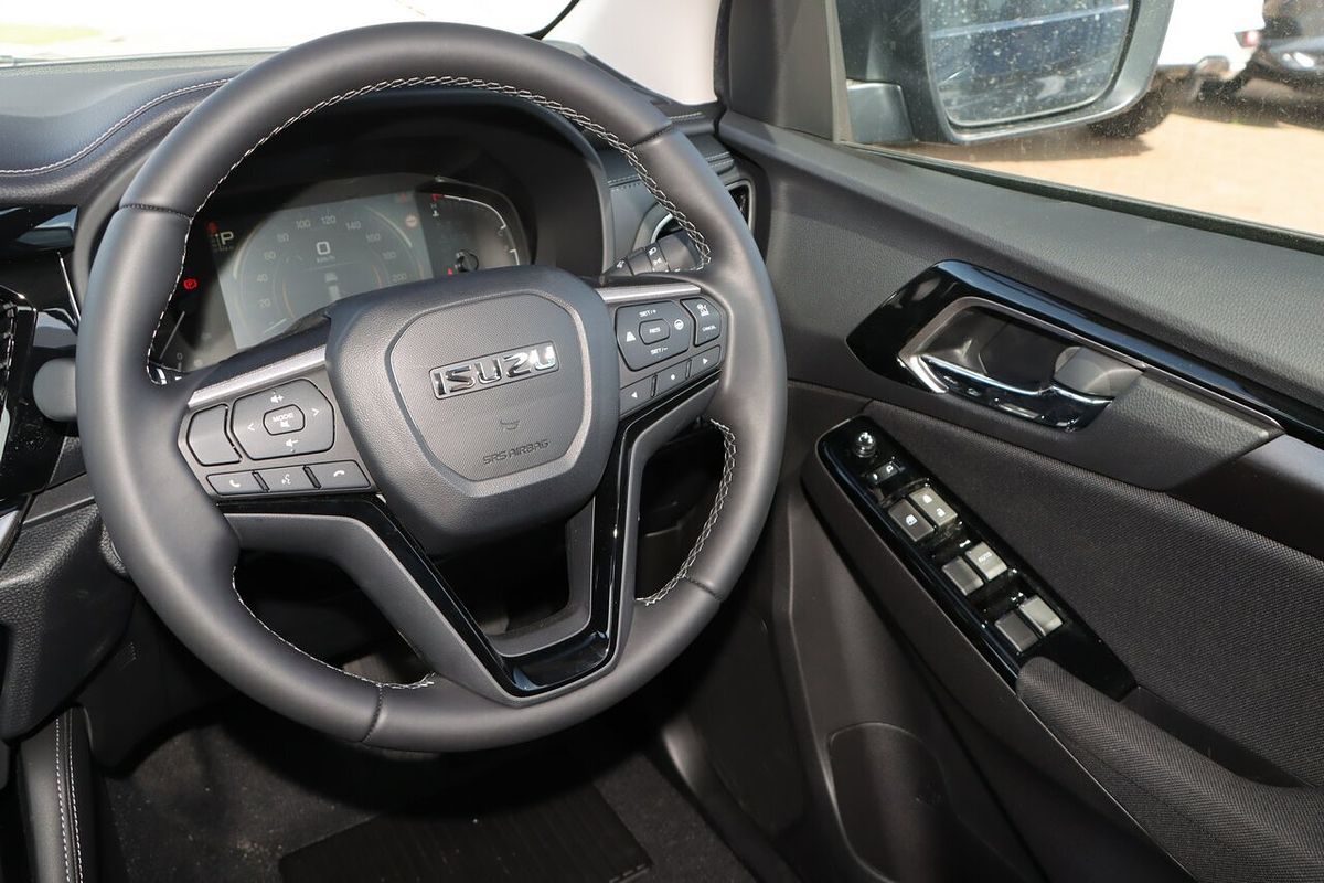 2025 Isuzu MU-X LS-U