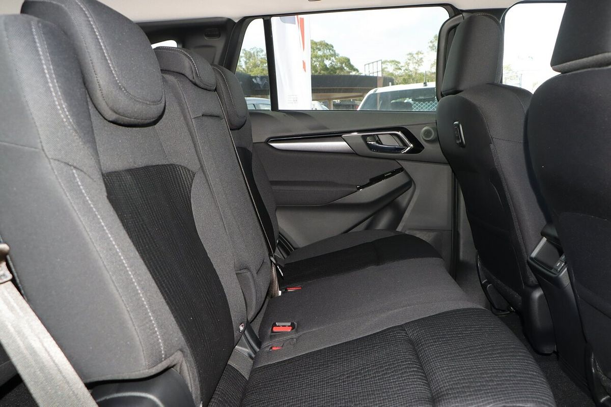 2025 Isuzu MU-X LS-U