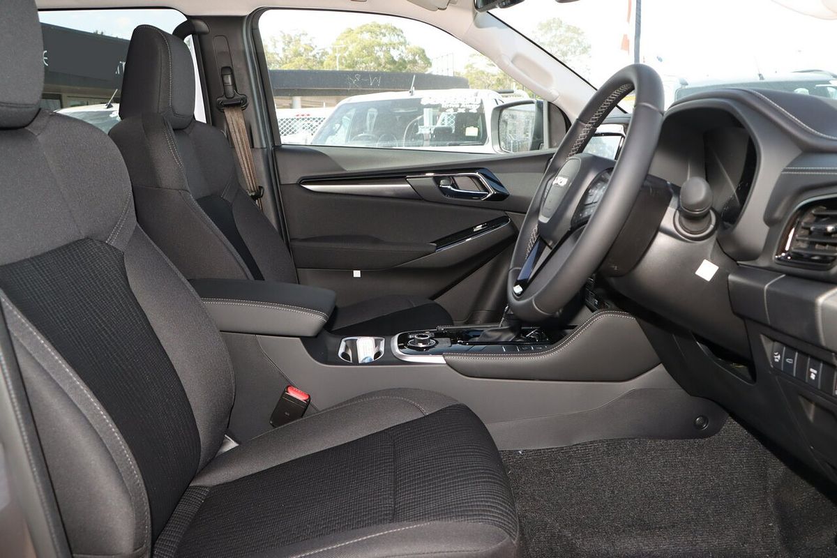 2025 Isuzu MU-X LS-U