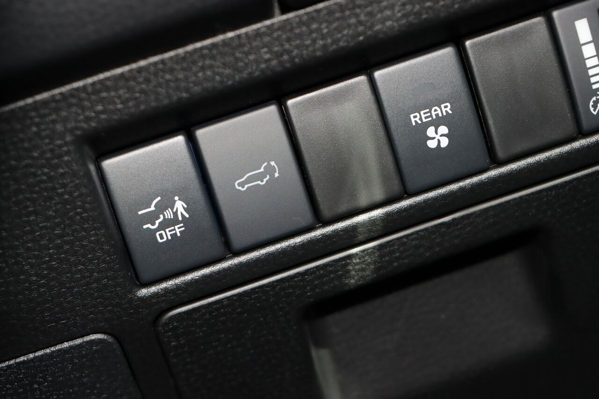 2025 Isuzu MU-X LS-U