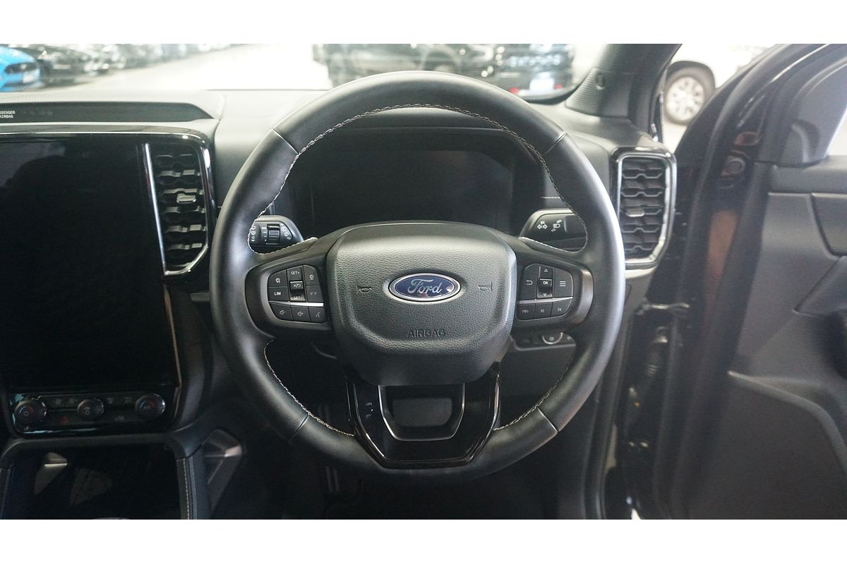 2024 Ford Everest Platinum