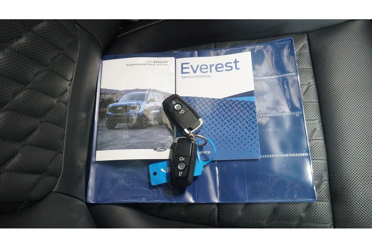 2024 Ford Everest Platinum