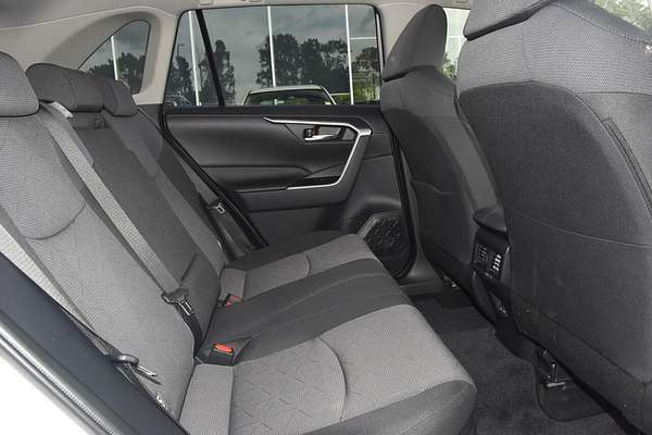 2024 Toyota RAV4 GXL AXAH52R