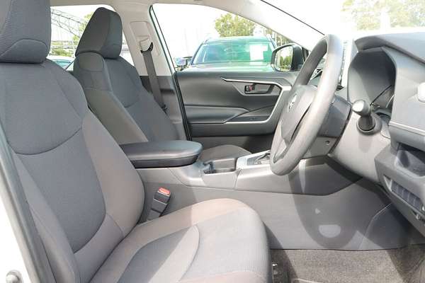 2020 Toyota RAV4 GX AXAH52R