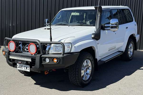 2010 Nissan Patrol ST GU 7