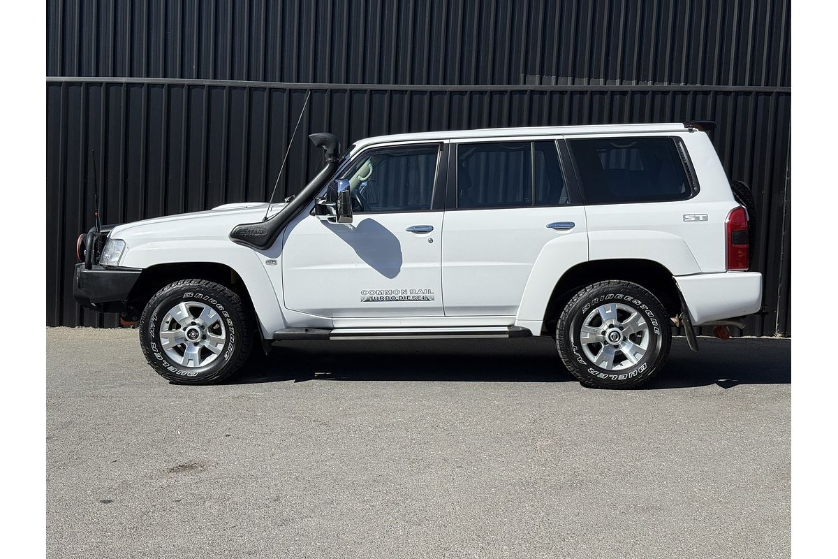 2010 Nissan Patrol ST GU 7