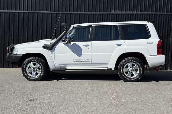 2010 Nissan Patrol ST GU 7