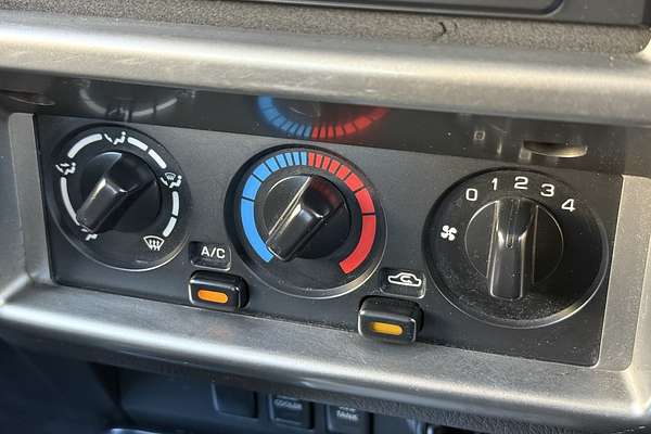 2010 Nissan Patrol ST GU 7