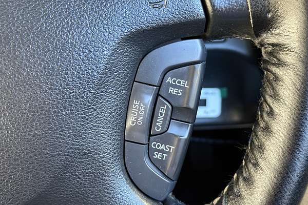 2010 Nissan Patrol ST GU 7