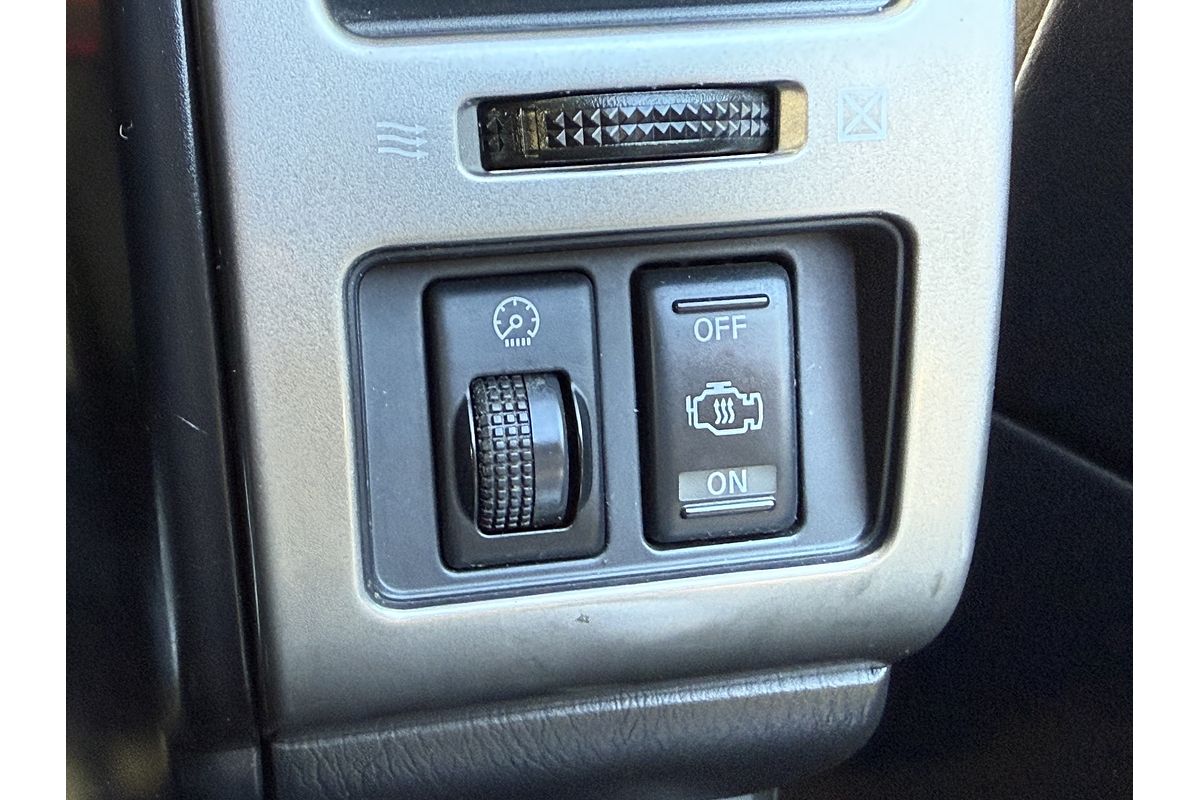 2010 Nissan Patrol ST GU 7