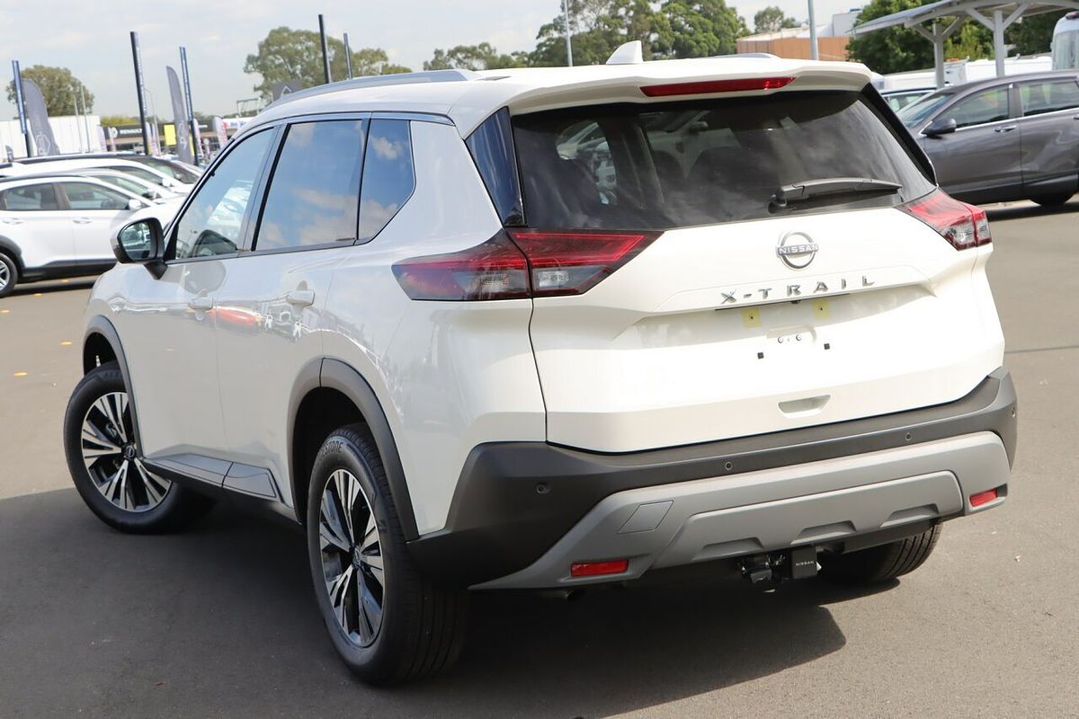 2024 Nissan X-TRAIL ST-L T33