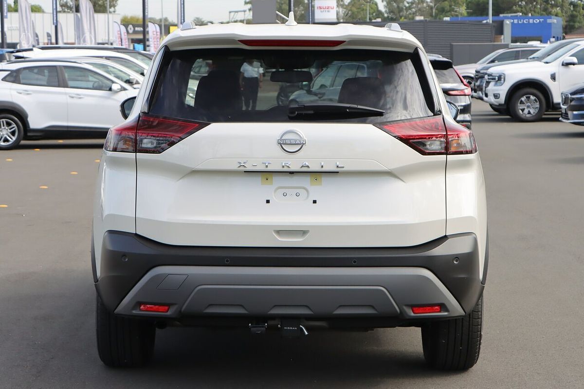 2024 Nissan X-TRAIL ST-L T33