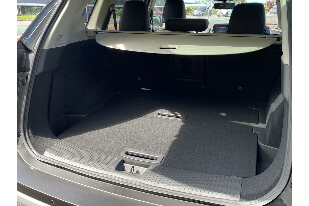 2024 Nissan X-TRAIL ST-L T33