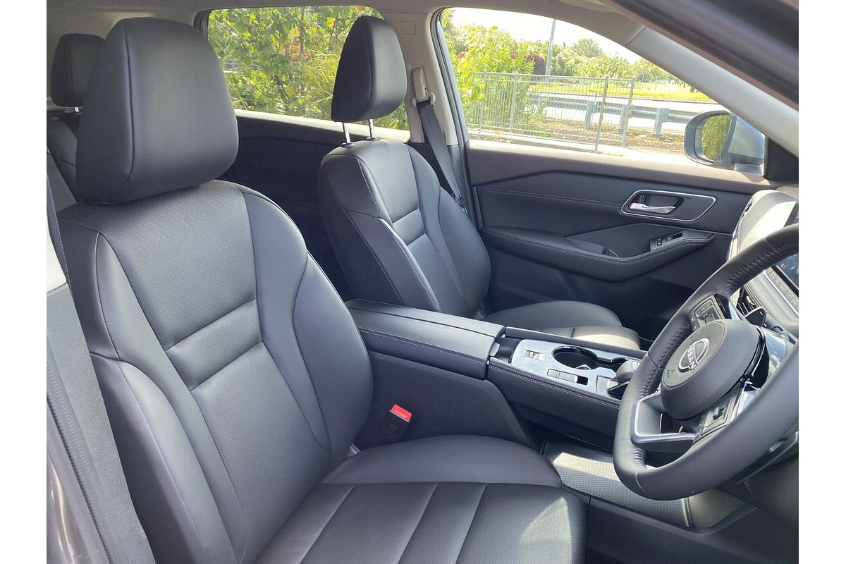2024 Nissan X-TRAIL ST-L T33