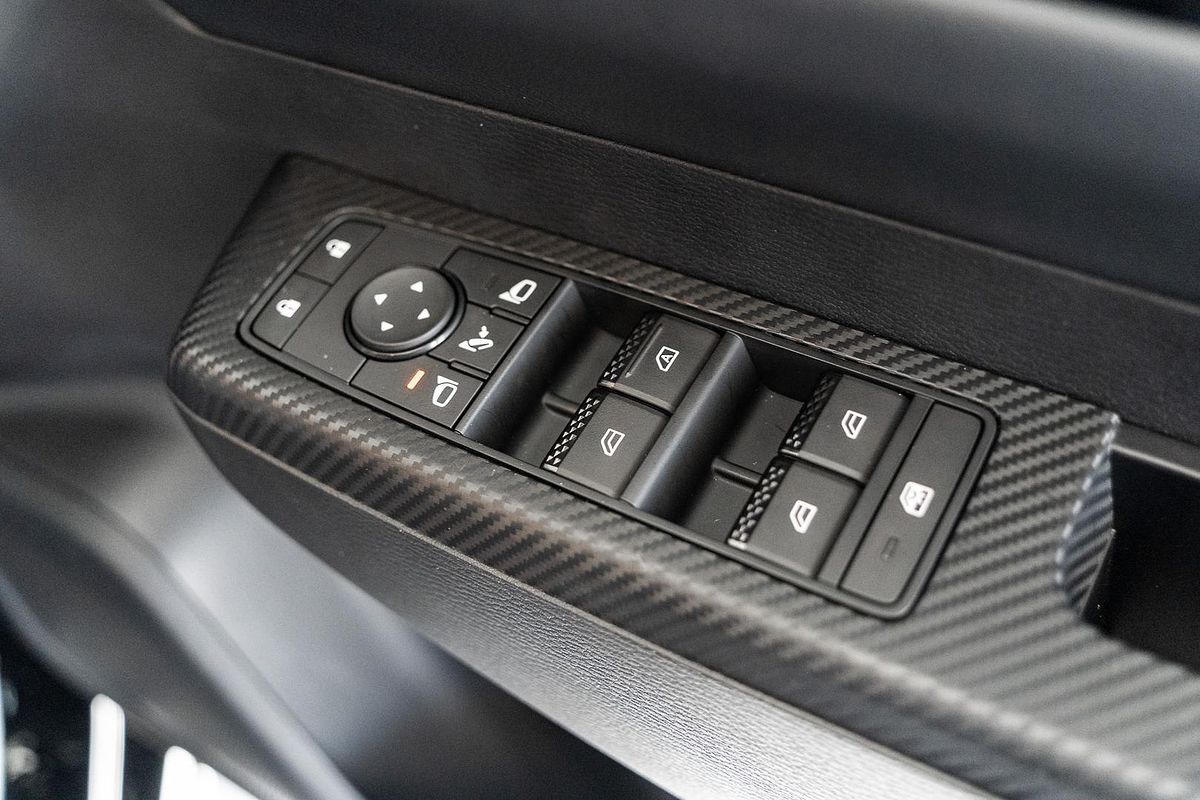 2024 Mitsubishi Triton GSR MV 4X4