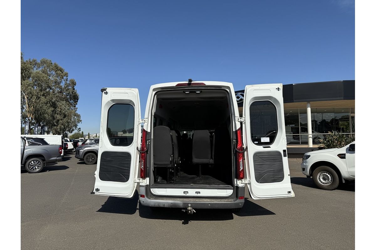 2021 LDV Deliver 9 LWB