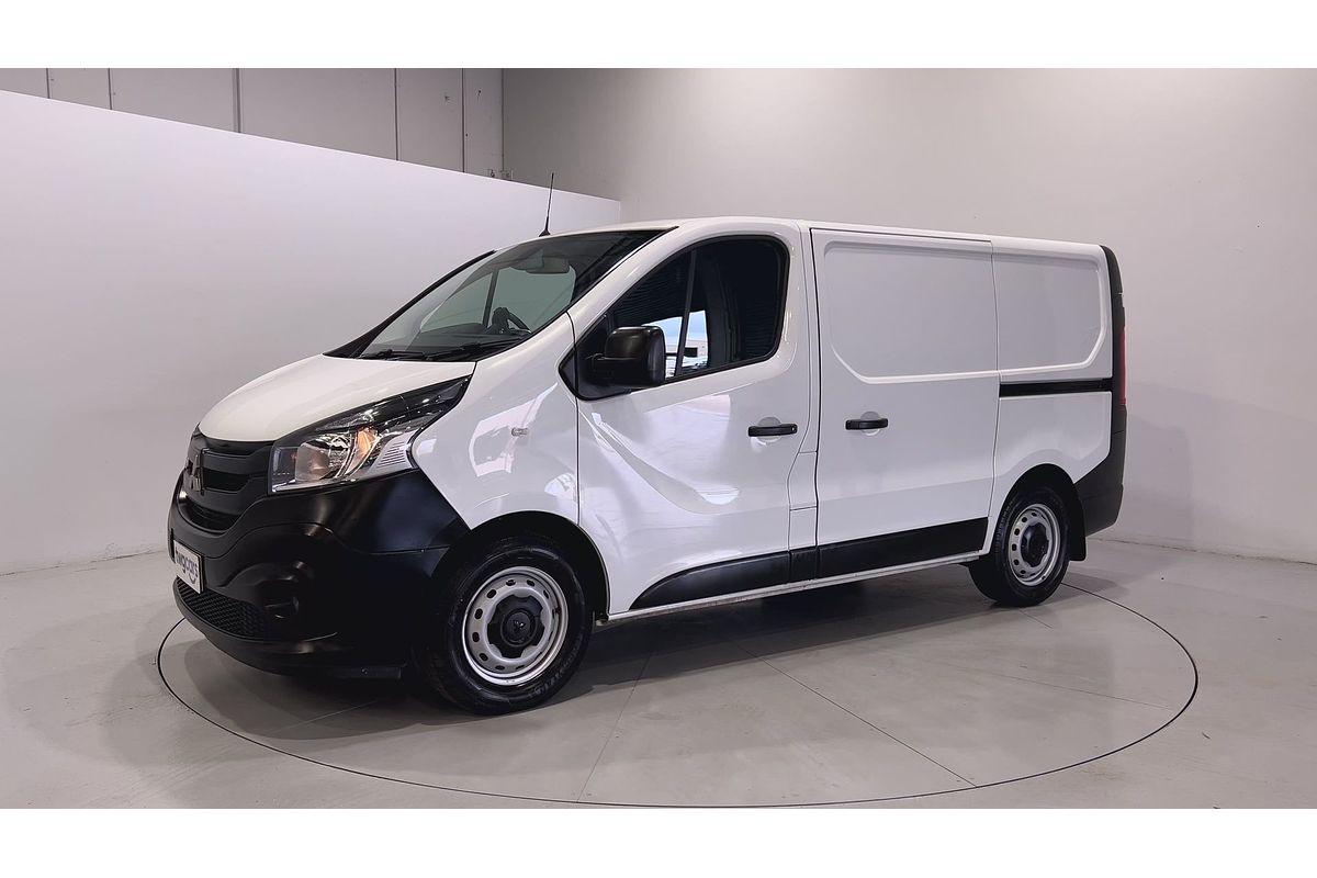 2022 Mitsubishi Express GLX SN SWB
