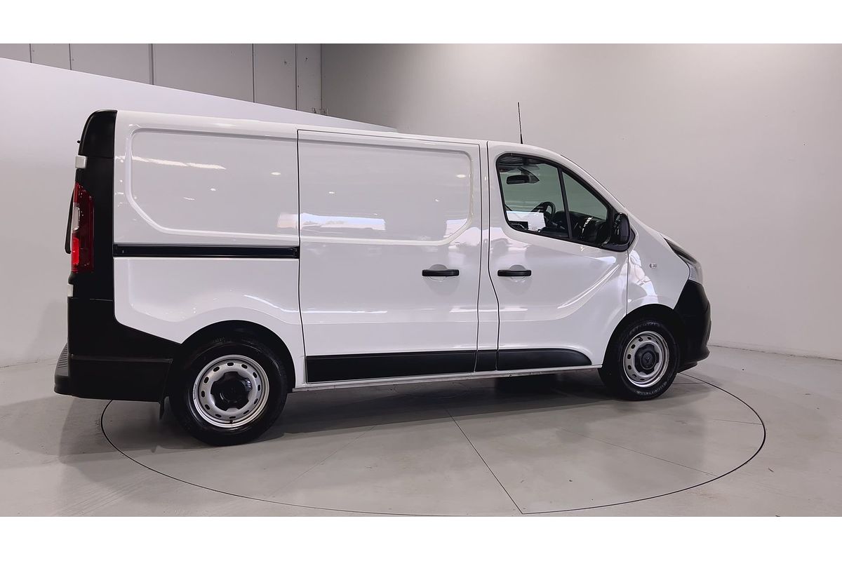 2022 Mitsubishi Express GLX SN SWB