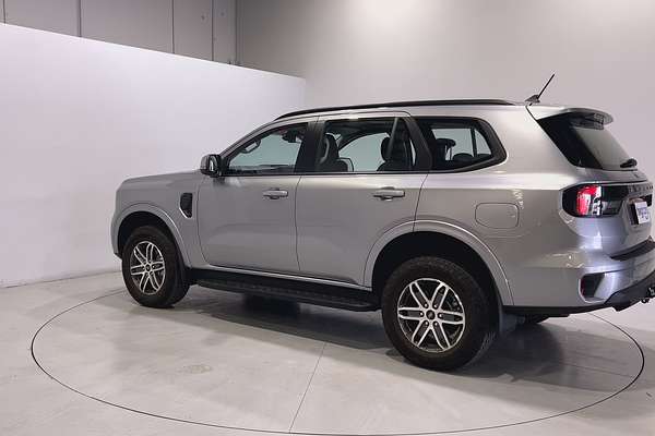 2024 Ford Everest Ambiente