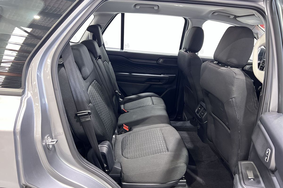 2024 Ford Everest Ambiente