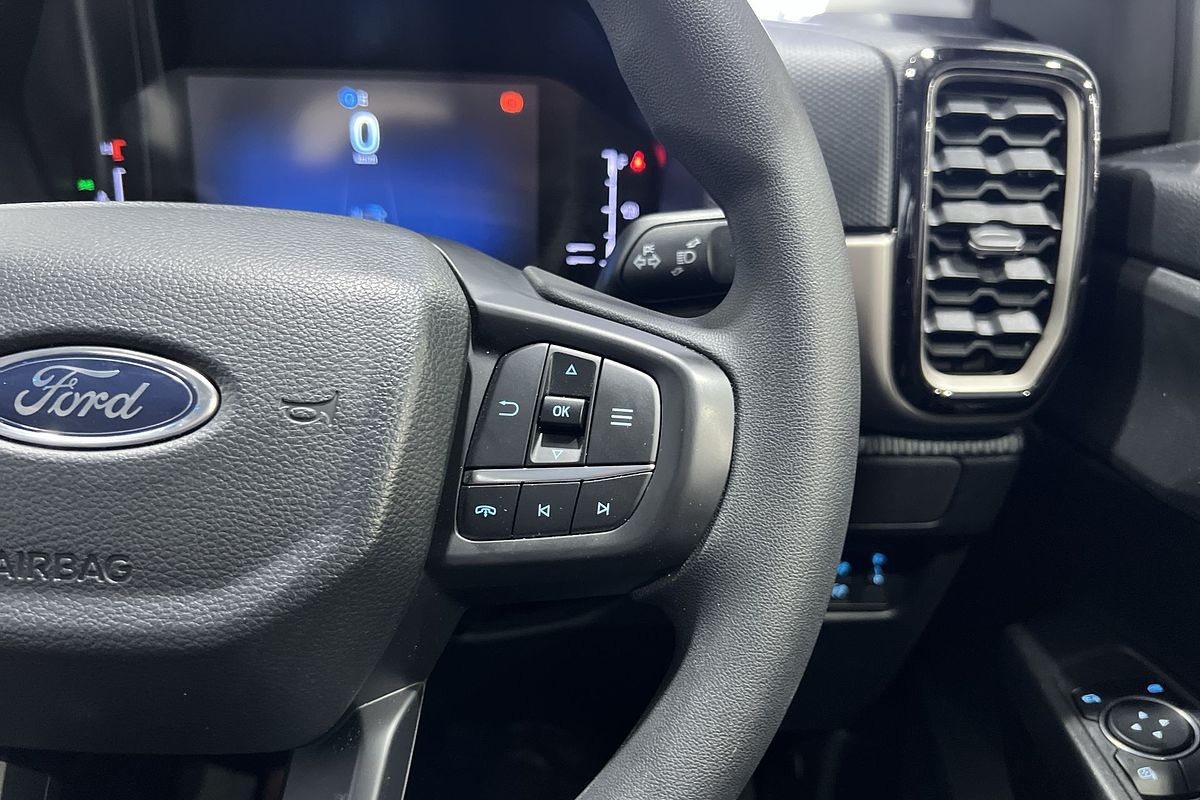2024 Ford Everest Ambiente