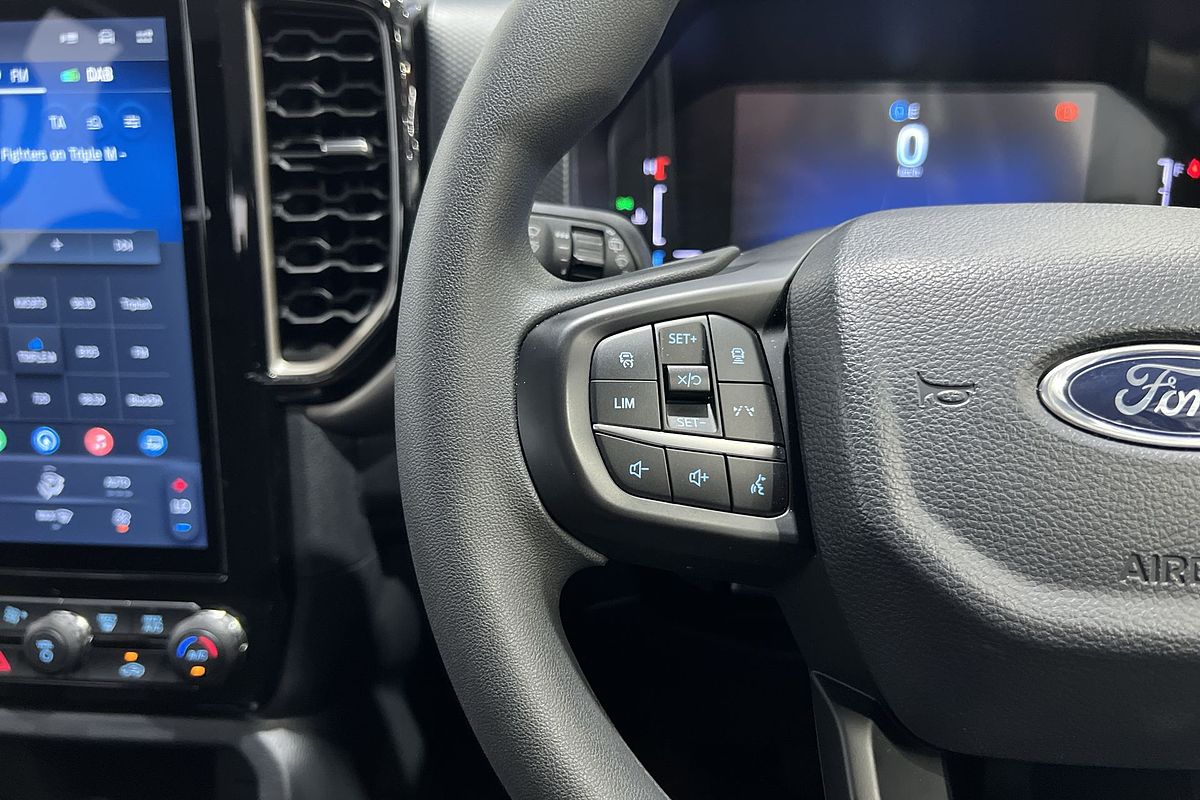 2024 Ford Everest Ambiente