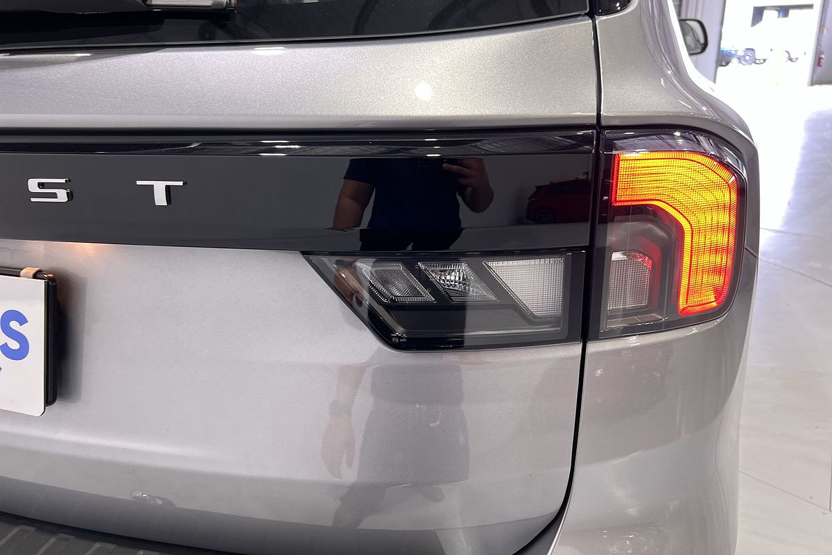 2024 Ford Everest Ambiente