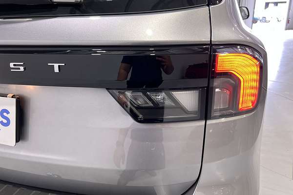 2024 Ford Everest Ambiente