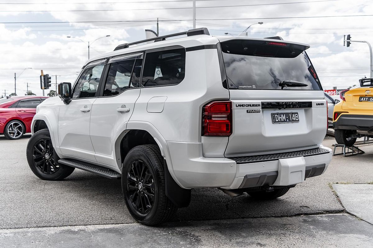 2024 Toyota Landcruiser Prado Kakadu GDJ251R