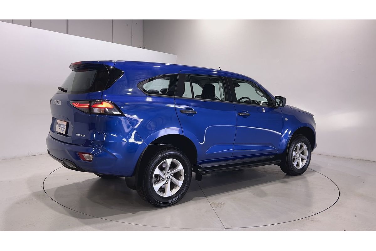 2023 Isuzu MU-X LS-M