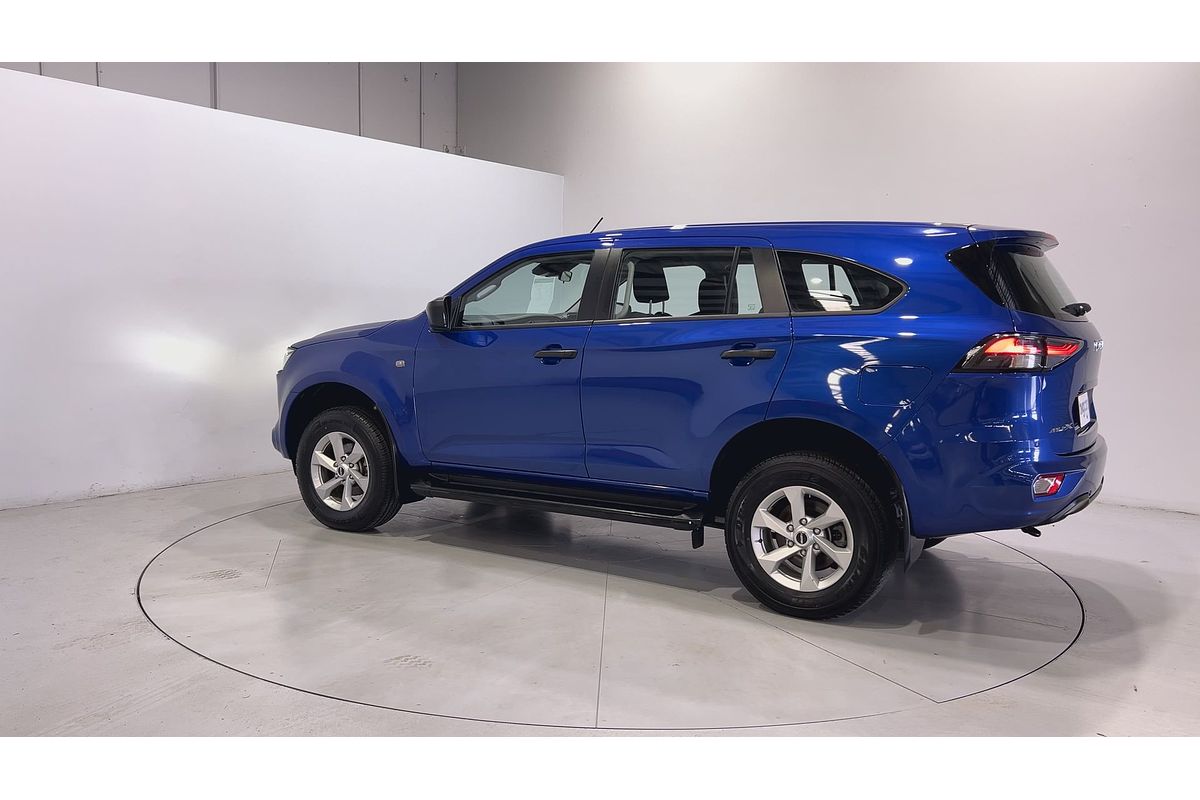 2023 Isuzu MU-X LS-M