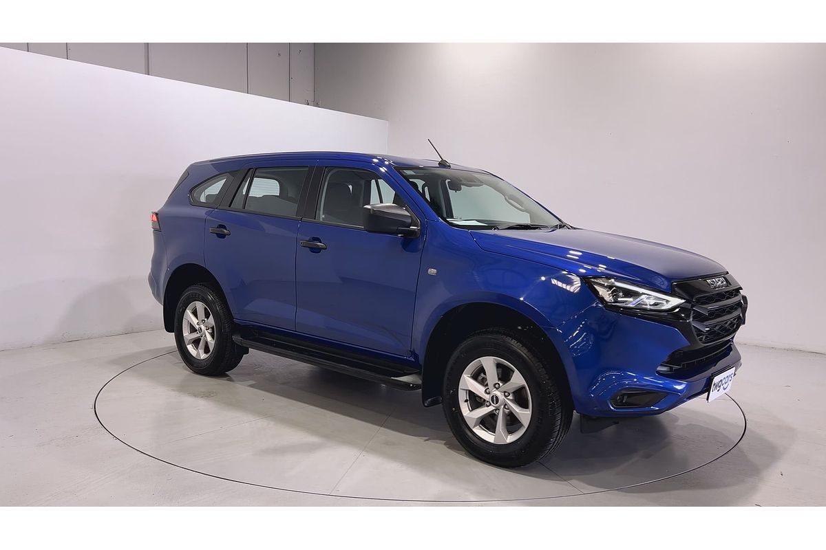 2023 Isuzu MU-X LS-M