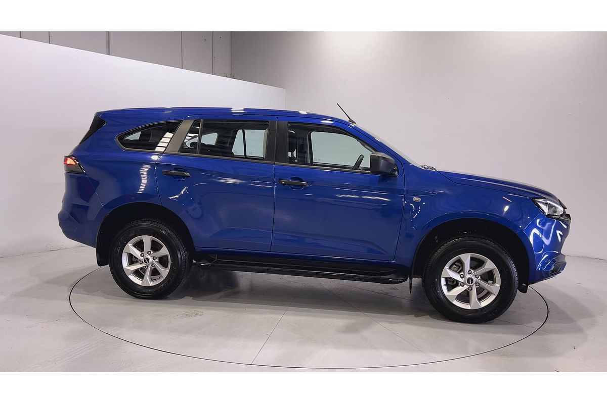 2023 Isuzu MU-X LS-M