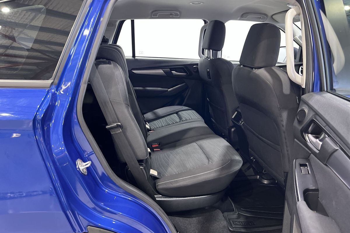 2023 Isuzu MU-X LS-M