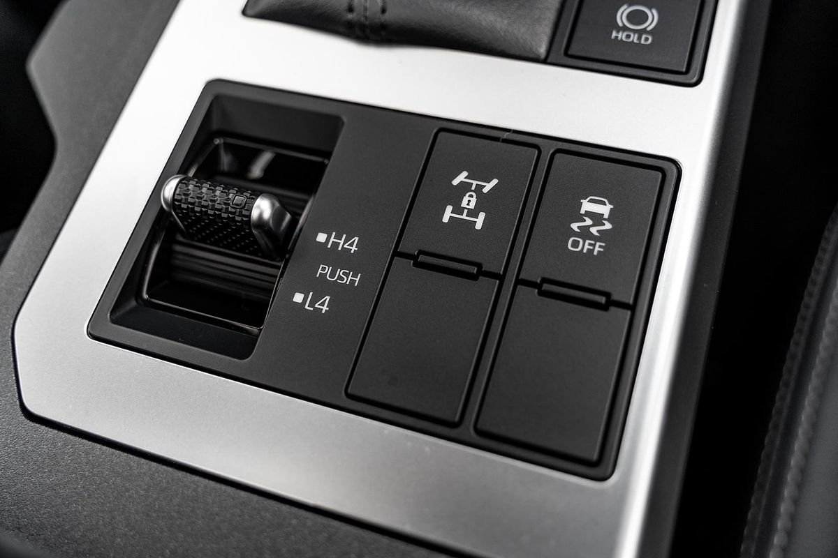 2024 Toyota Landcruiser Prado Kakadu GDJ251R